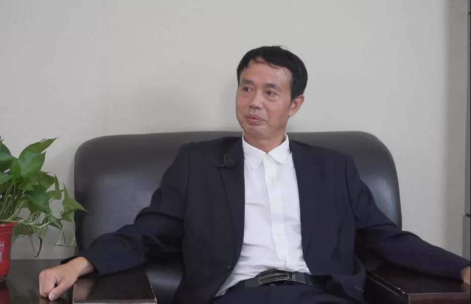 鄭州中聯(lián)副總經(jīng)理陳成鳳-扎根農(nóng)機三十載，為農(nóng)業(yè)現(xiàn)